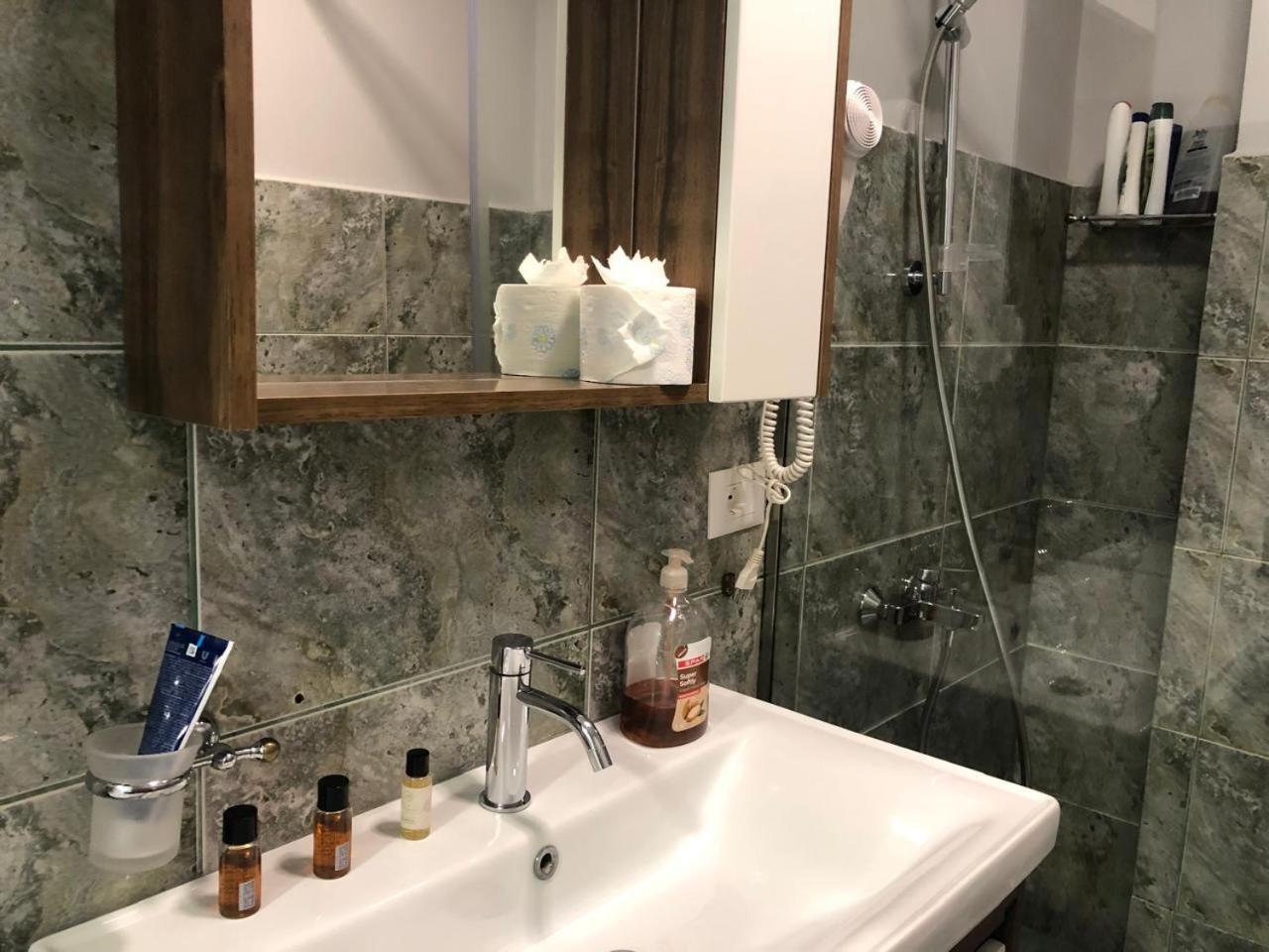 Comfort In Center Apartment Tirana